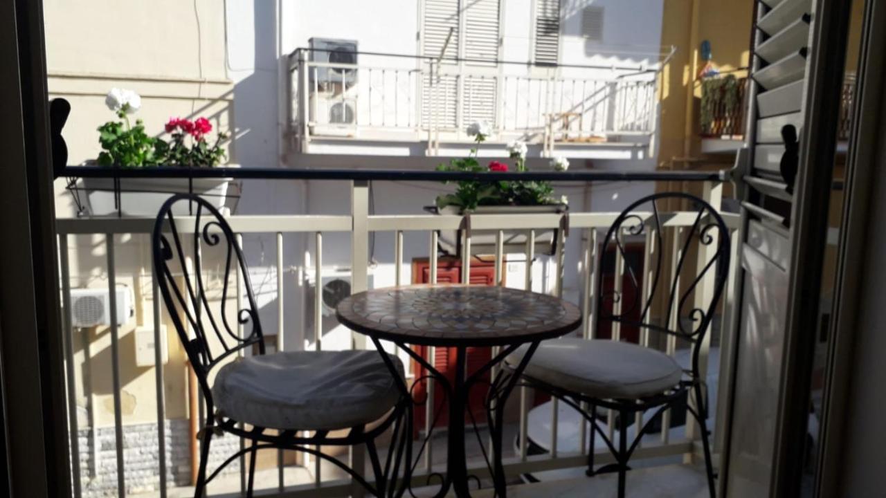 Casa Vacanze Chiara Terrasini Kültér fotó