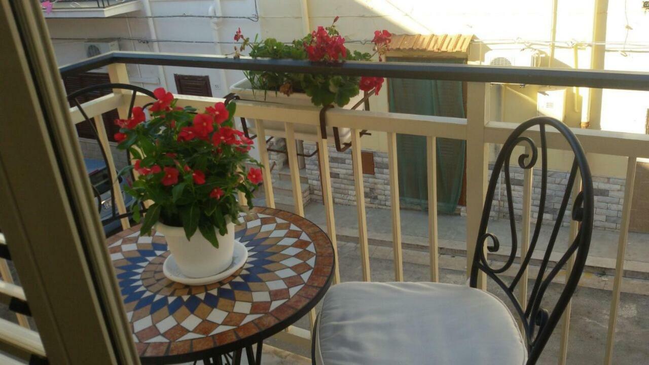 Casa Vacanze Chiara Terrasini Kültér fotó
