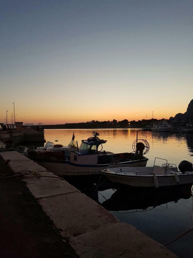 Casa Vacanze Chiara Terrasini Kültér fotó